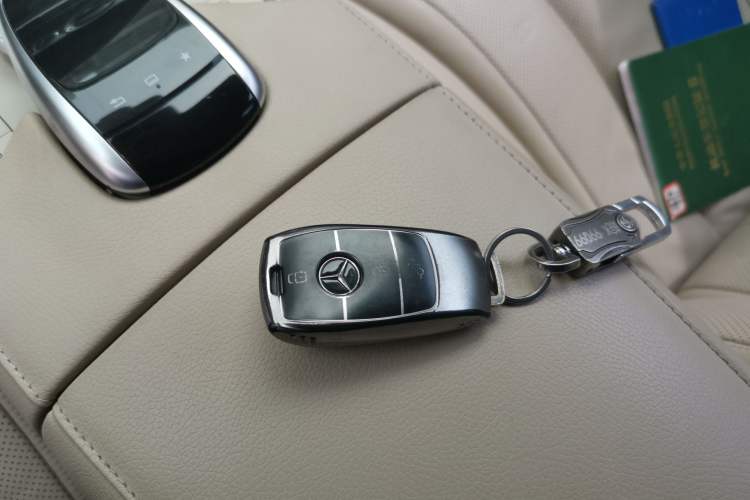 Used Mercedes-Benz S-Class 2014 S 320 L Business Model Vehicle Key