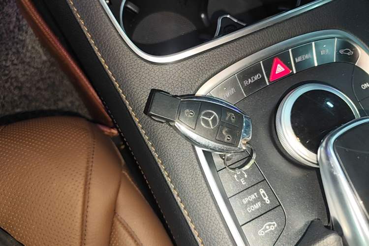 Used Mercedes-Benz S-Class 2014 S 320 L Business Model Vehicle Key