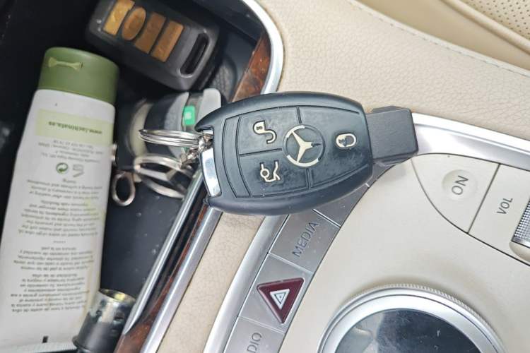 Used Mercedes-Benz S-Class 2014 S 400 L Prestige Edition Vehicle Key