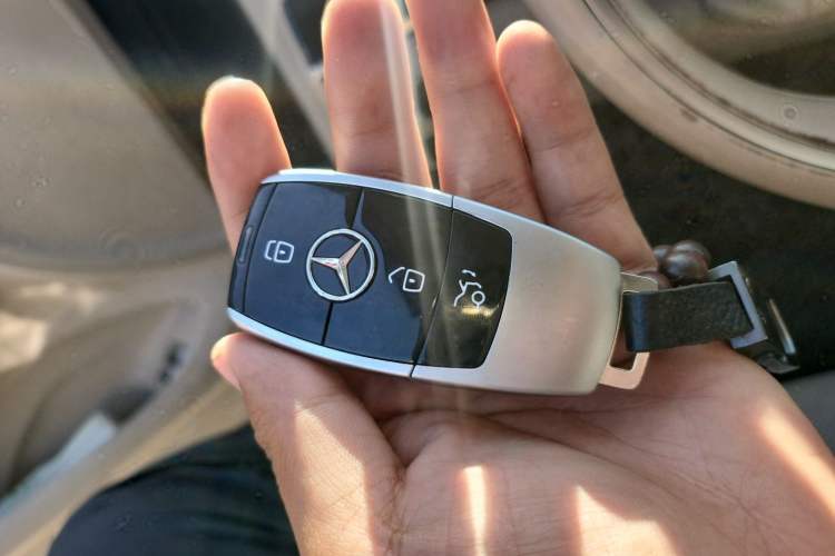 Used Mercedes-Benz S-Class 2014 S 320 L Business Model Vehicle Key