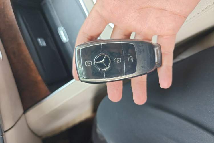 Used Mercedes-Benz S-Class 2014 S 400 L Prestige Edition Vehicle Key