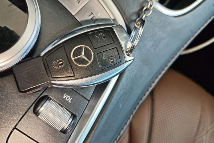 Used Mercedes-Benz S-Class 2014 S 600 L Vehicle Key