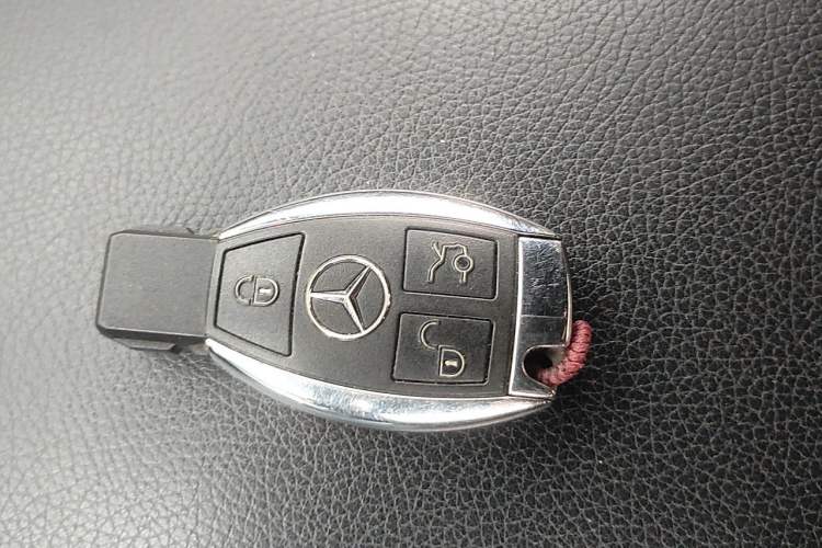 Used Mercedes-Benz S-Class 2014 S 320 L Business Model Vehicle Key