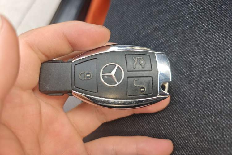 Used Mercedes-Benz S-Class 2014 S 500 L 4MATIC Vehicle Key