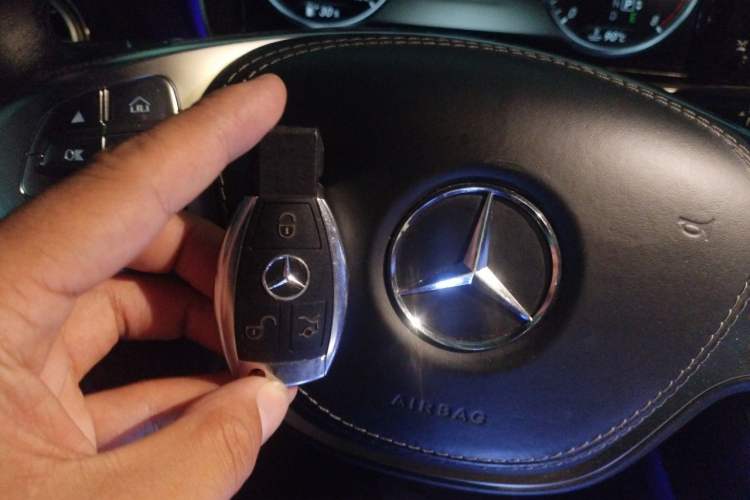 Used Mercedes-Benz S-Class 2014 S 400 L Prestige Edition Vehicle Key