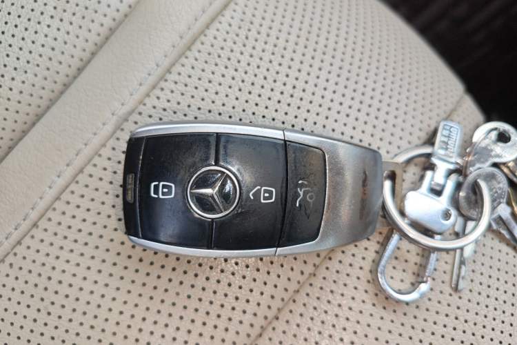 Used Mercedes-Benz S-Class 2014 S 400 L Prestige Edition Vehicle Key