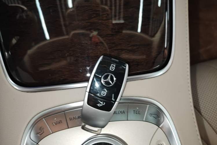 Used Mercedes-Benz S-Class 2014 S 320 L Business Model Vehicle Key