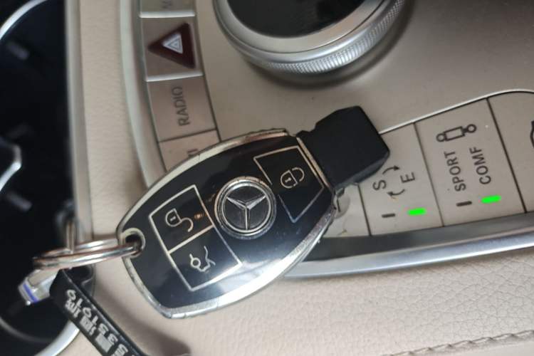 Used Mercedes-Benz S-Class 2014 S 320 L Business Model Vehicle Key