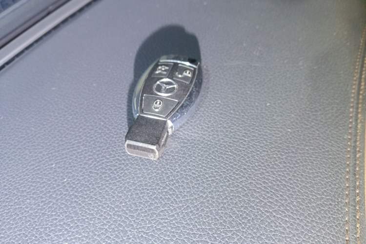 Used Mercedes-Benz S-Class 2014 S 400 L Luxury Model Vehicle Key
