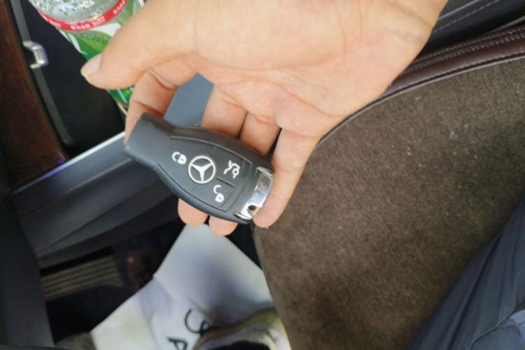 Used Mercedes-Benz S-Class 2014 S 400 L HYBRID Vehicle Key