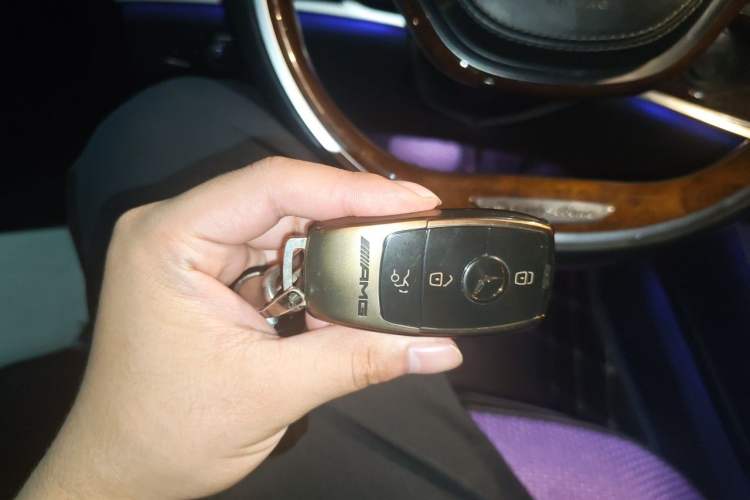 Used Mercedes-Benz S-Class 2014 S 320 L Business Model Vehicle Key