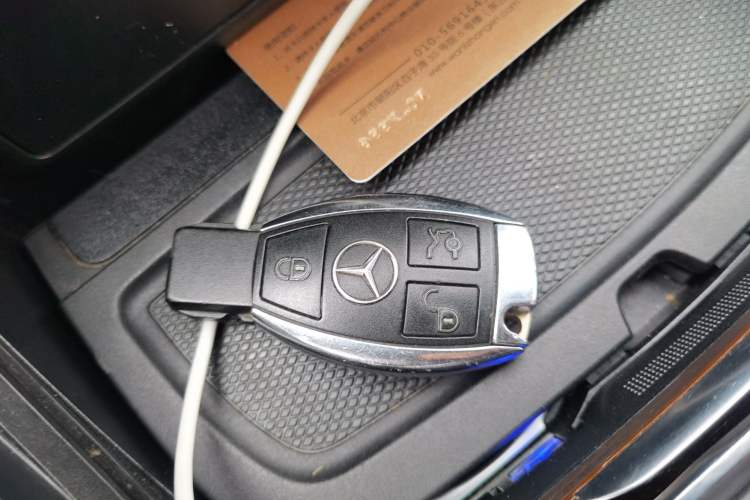 Used Mercedes-Benz S-Class 2014 S 400 L Prestige Edition Vehicle Key