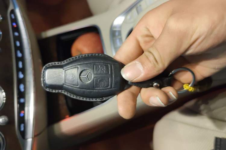 Used Mercedes-Benz S-Class 2014 S 400 L Prestige Edition Vehicle Key