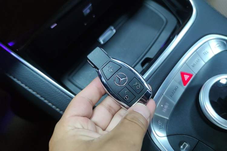 Used Mercedes-Benz S-Class 2014 S 320 L Business Model Vehicle Key