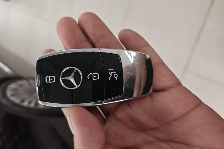 Used Mercedes-Benz S-Class 2014 S 320 L Business Model Vehicle Key