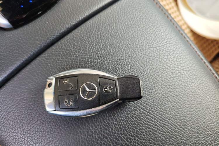 Used Mercedes-Benz S-Class 2014 S 320 L Business Model Vehicle Key