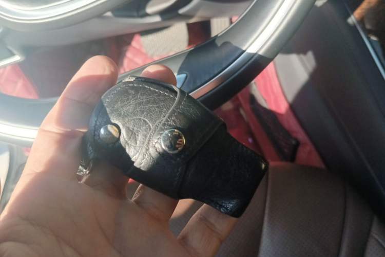 Used Mercedes-Benz S-Class 2014 S 320 L Business Model Vehicle Key