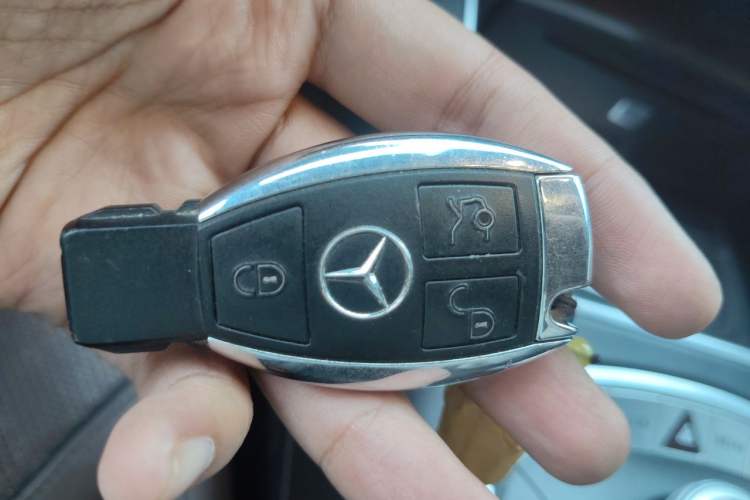 Used Mercedes-Benz S-Class 2014 S 500 L Vehicle Key