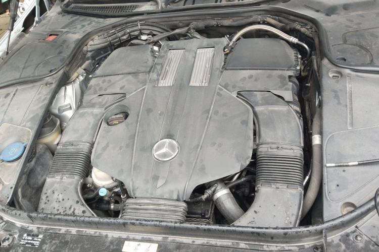 Used Mercedes-Benz S-Class 2014 S 320 L Luxury Model Engine Bay