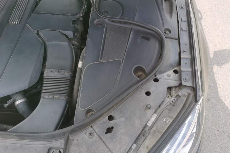 Used Mercedes-Benz S-Class 2014 S 400 L Prestige Edition Engine Bay Left