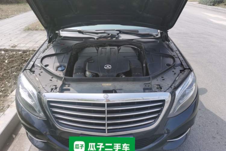 Used Mercedes-Benz S-Class 2014 S 400 L Prestige Edition Engine Bay