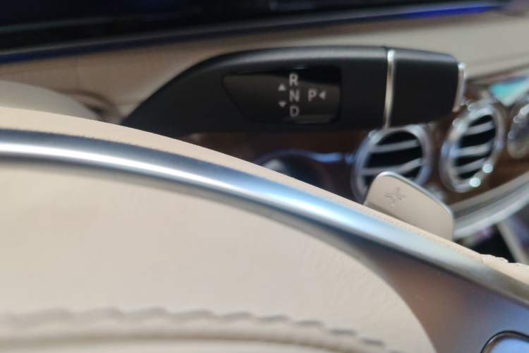Used Mercedes-Benz S-Class 2014 S 400 L Prestige Edition Gear Lever