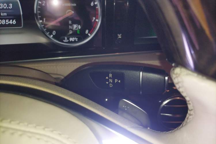 Used Mercedes-Benz S-Class 2014 S 400 L Prestige Edition Gear Lever