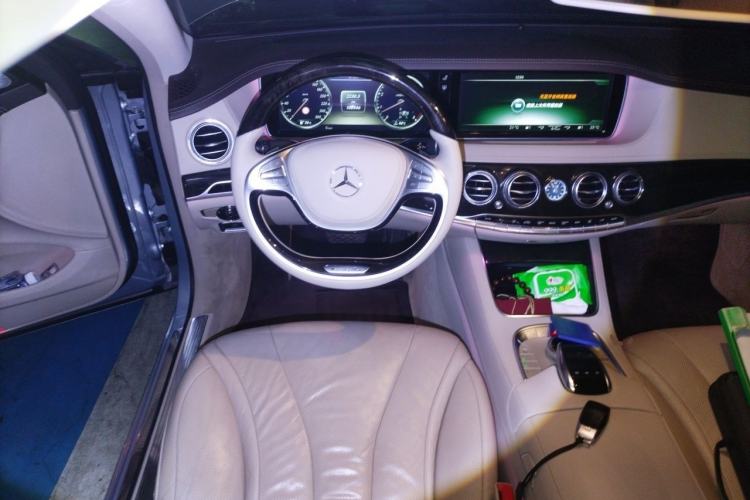 Used Mercedes-Benz S-Class 2014 S 400 L Prestige Edition Steering Wheel