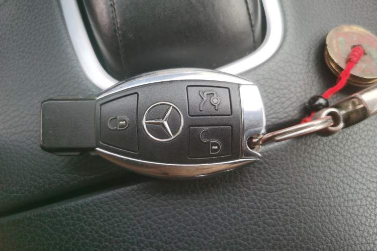Used Mercedes-Benz S-Class 2014 S 400 L Prestige Edition Vehicle Key
