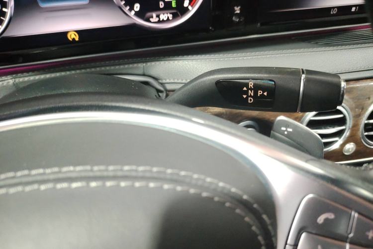 Used Mercedes-Benz S-Class 2014 S 320 L Business Model Gear Lever