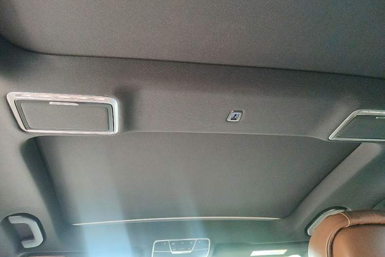 Used Mercedes-Benz S-Class 2014 S 320 L Luxury Model Headliner