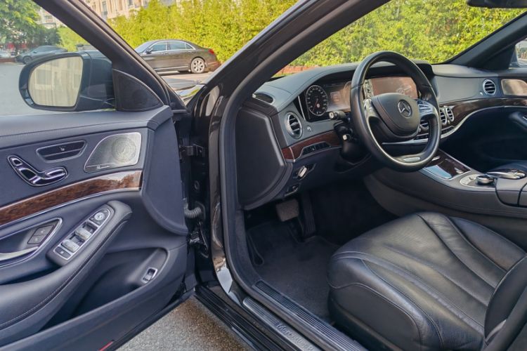 Used Mercedes-Benz S-Class 2014 S 320 L Business Model Interior 2