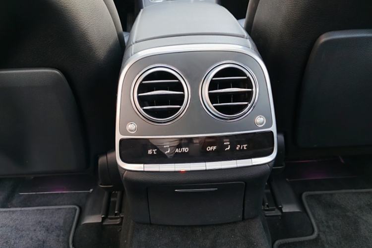 Used Mercedes-Benz S-Class 2014 S 320 L Business Model Interior 4