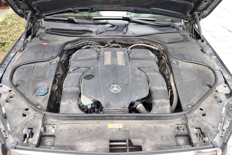 Used Mercedes-Benz S-Class 2014 S 320 L Luxury Model Engine Bay