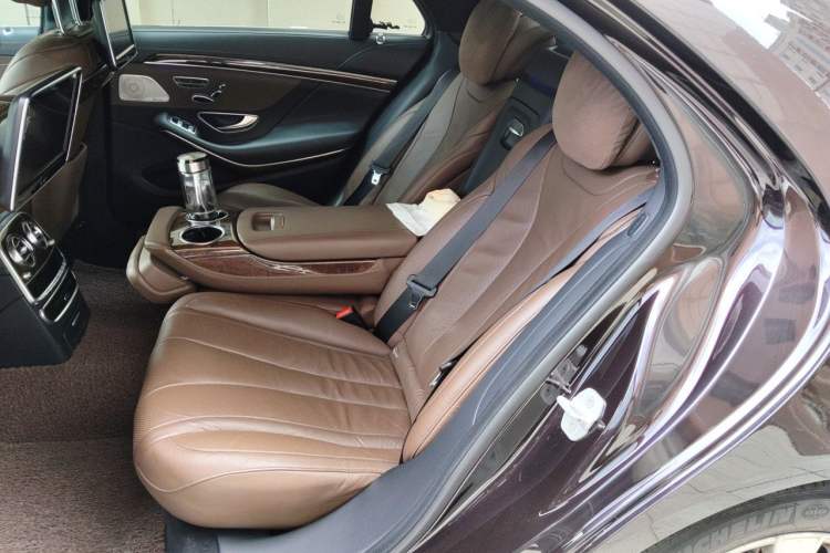 Used Mercedes-Benz S-Class 2014 S 320 L Luxury Model Left Rear Seat