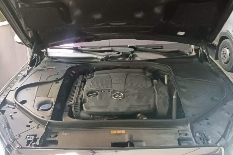 Used Mercedes-Benz S-Class 2014 S 400 L HYBRID Engine Bay