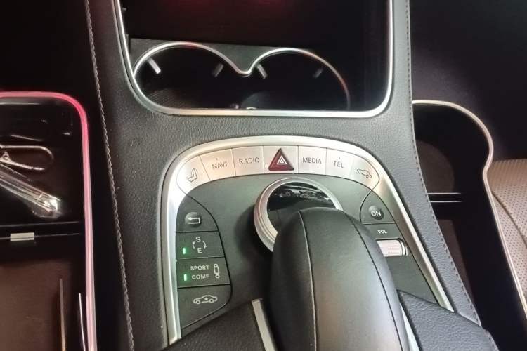 Used Mercedes-Benz S-Class 2014 S 400 L HYBRID Gear Lever
