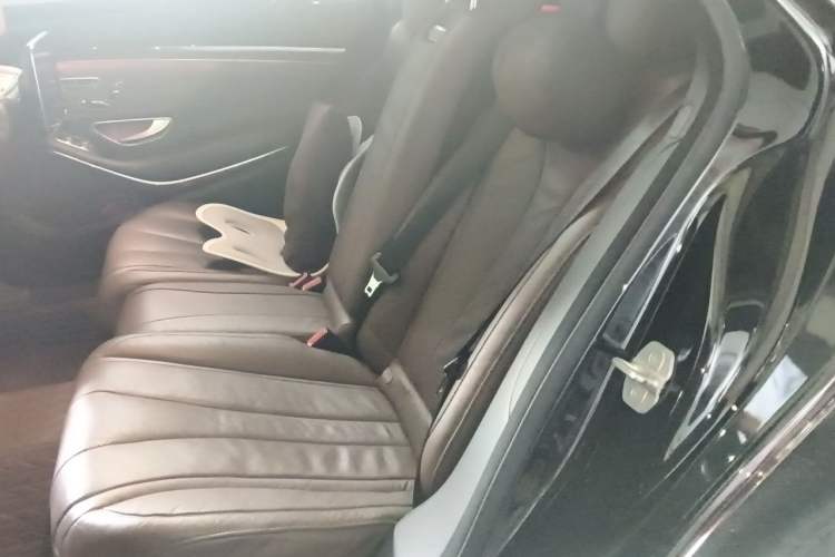 Used Mercedes-Benz S-Class 2014 S 400 L HYBRID Left Rear Seat