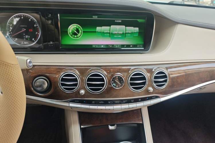 Used Mercedes-Benz S-Class 2014 S 320 L Luxury Model Audio And AC Panel