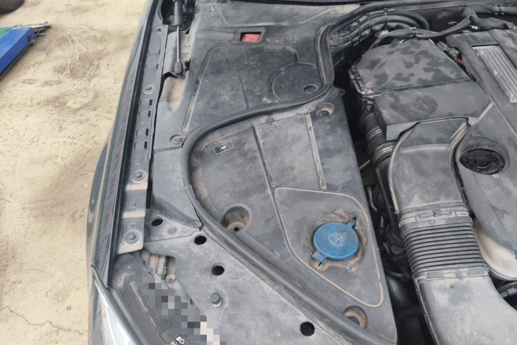 Used Mercedes-Benz S-Class 2014 S 320 L Luxury Model Engine Bay Right