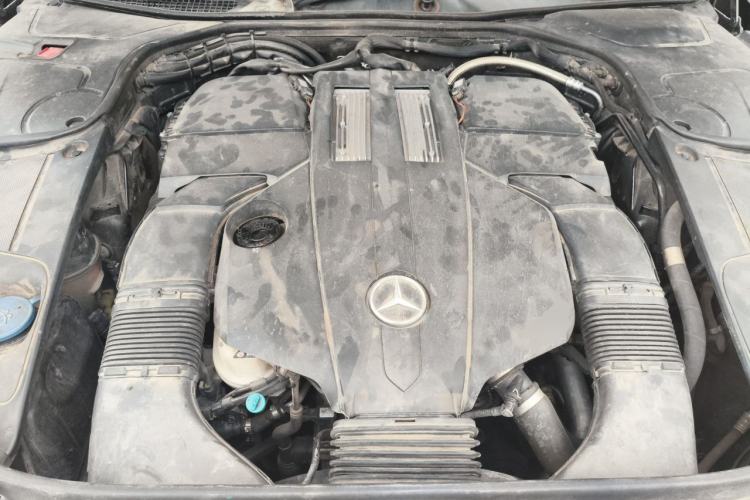 Used Mercedes-Benz S-Class 2014 S 320 L Luxury Model Engine Bay