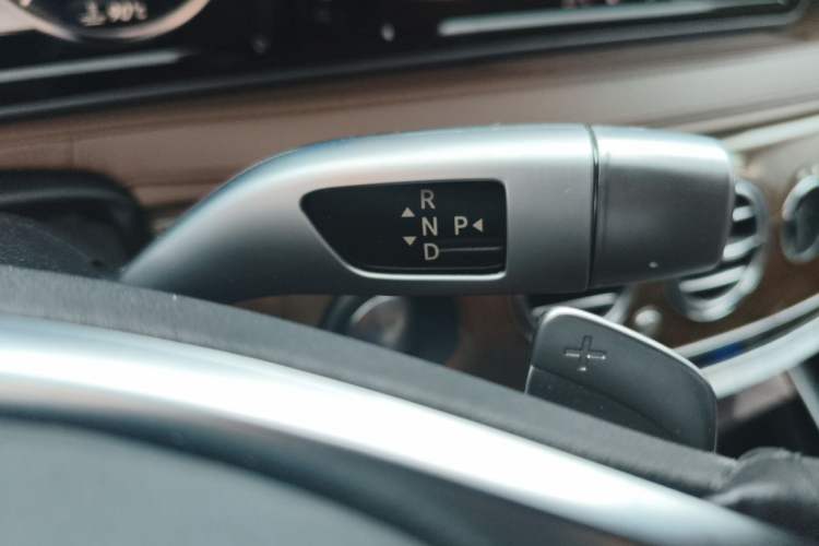 Used Mercedes-Benz S-Class 2014 S 320 L Luxury Model Gear Lever