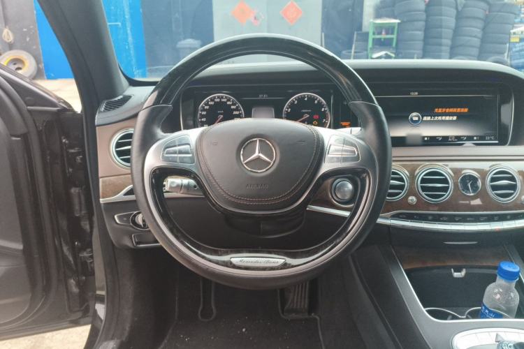 Used Mercedes-Benz S-Class 2014 S 320 L Luxury Model Steering Wheel