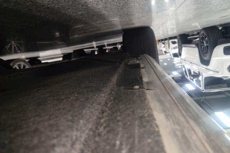 Used Mercedes-Benz S-Class 2014 S 400 L Prestige Edition Chassis Rear Right
