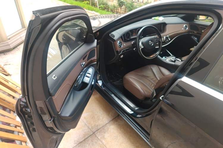 Used Mercedes-Benz S-Class 2014 S 320 L Business Model Driver Seat