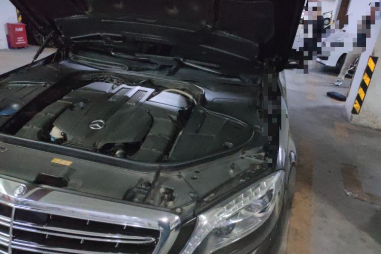 Used Mercedes-Benz S-Class 2014 S 320 L Business Model Engine Bay Left