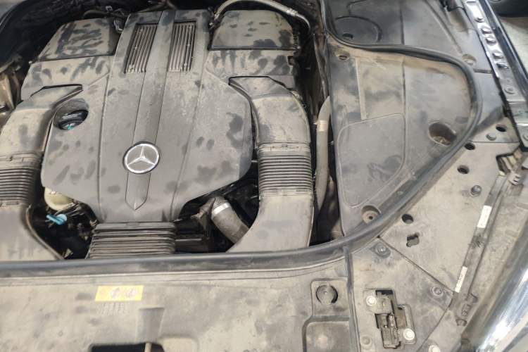 Used Mercedes-Benz S-Class 2014 S 400 L Prestige Edition Engine Bay Left