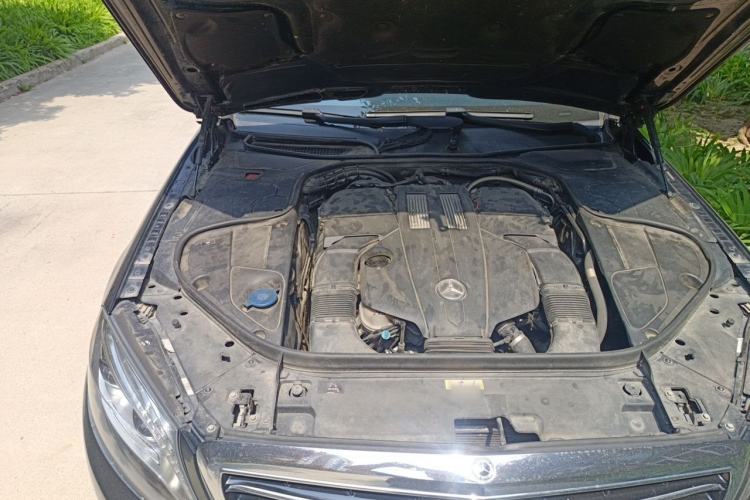 Used Mercedes-Benz S-Class 2014 S 320 L Luxury Model Engine Bay Right