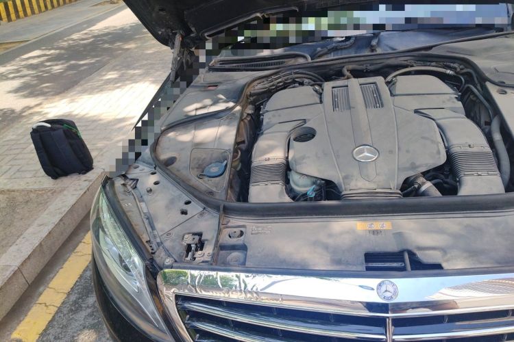 Used Mercedes-Benz S-Class 2014 S 400 L Prestige Edition Engine Bay Right