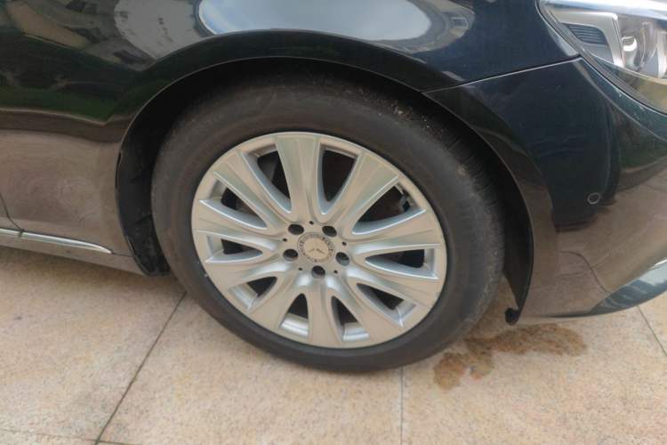 Used Mercedes-Benz S-Class 2014 S 320 L Business Model Right Front Wheel Hub
